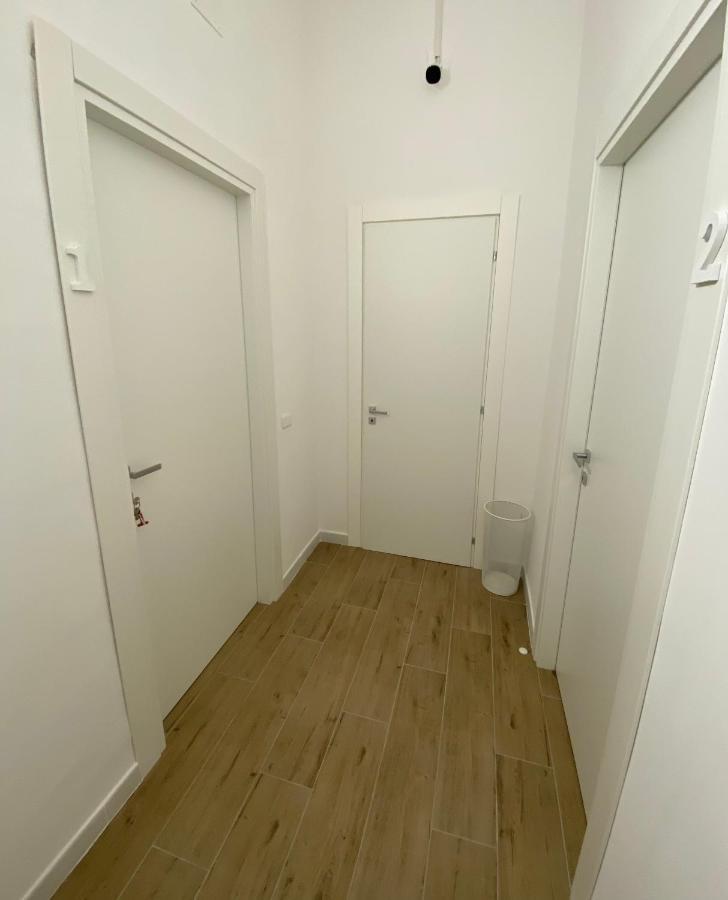 Vanvitelli Apartments Caserta Bagian luar foto